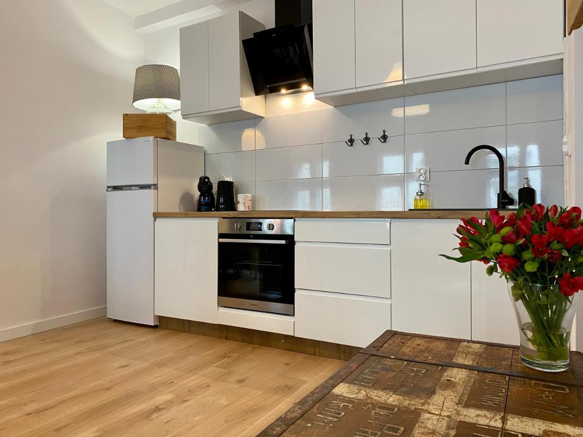 Apartament Hrabala Jelenia Góra Exterior foto