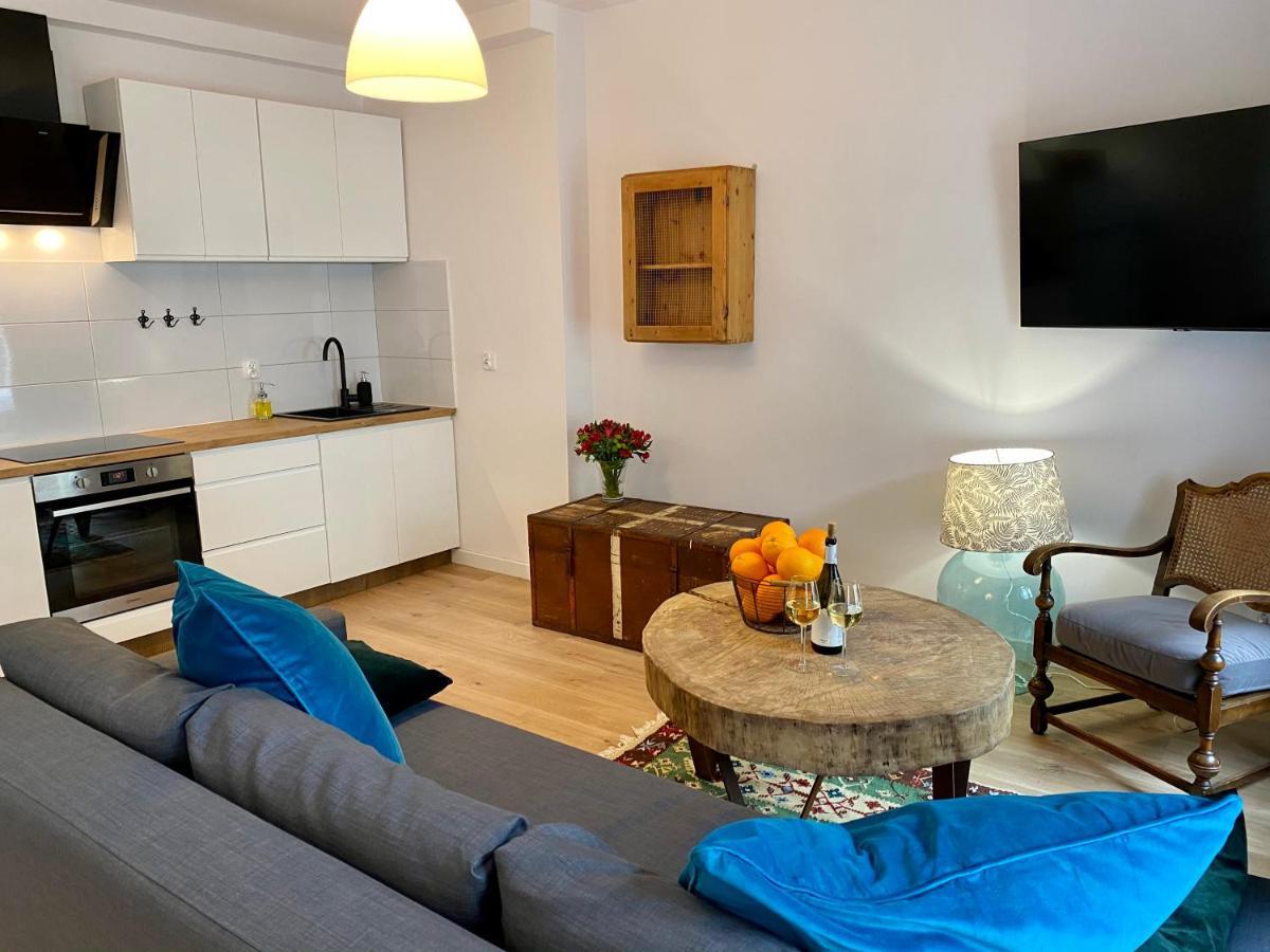 Apartament Hrabala Jelenia Góra Exterior foto